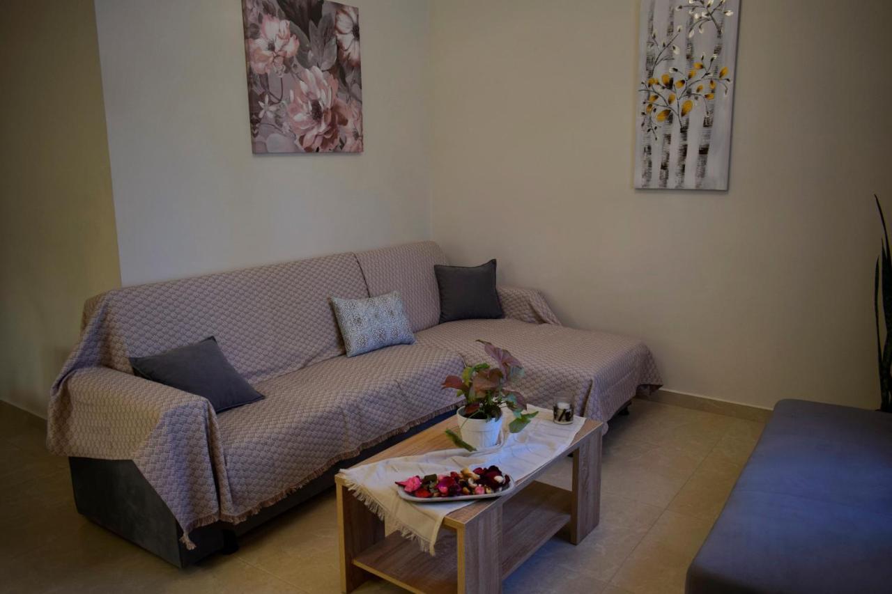 Dolphins House Apartment Ликсури Екстериор снимка